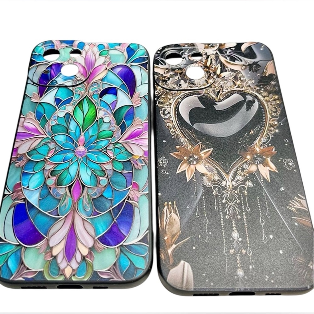 Bundle of 2 - IPhone 13  cases (2)